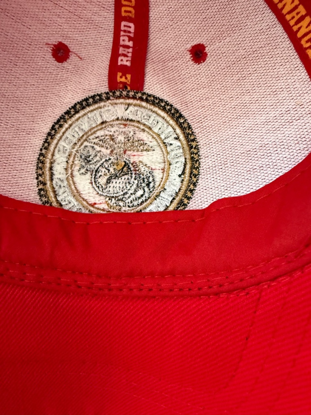 United States Marine Corps Red Embroidered Baseball Cap - Picture 4 of 8